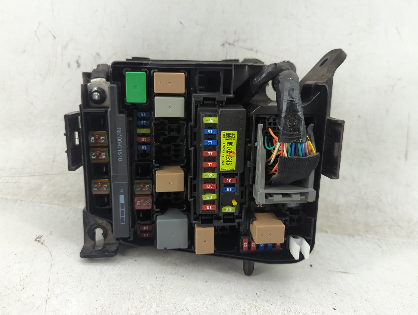 2017-2018 Kia Forte Fusebox Fuse Box Panel Relay Module P/N:91218 B0350 Fits Fits 2017 2018 OEM Used Auto Parts - Oemusedaut