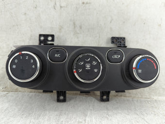 compare product 2017-2018 Kia Forte Climate Control Module Temperature AC/Heater Replacement P/N:97250-B0AB0 97250-A7XXX Fits Fits 2017 2018 OEM Used Auto Parts