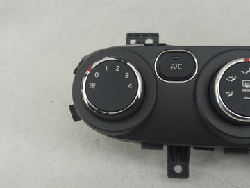 2017-2018 Kia Forte Climate Control Module Temperature AC/Heater Replacement P/N:97250-B0AA0 Q0290AAM Fits Fits 2017 2018 OEM Used Auto Parts