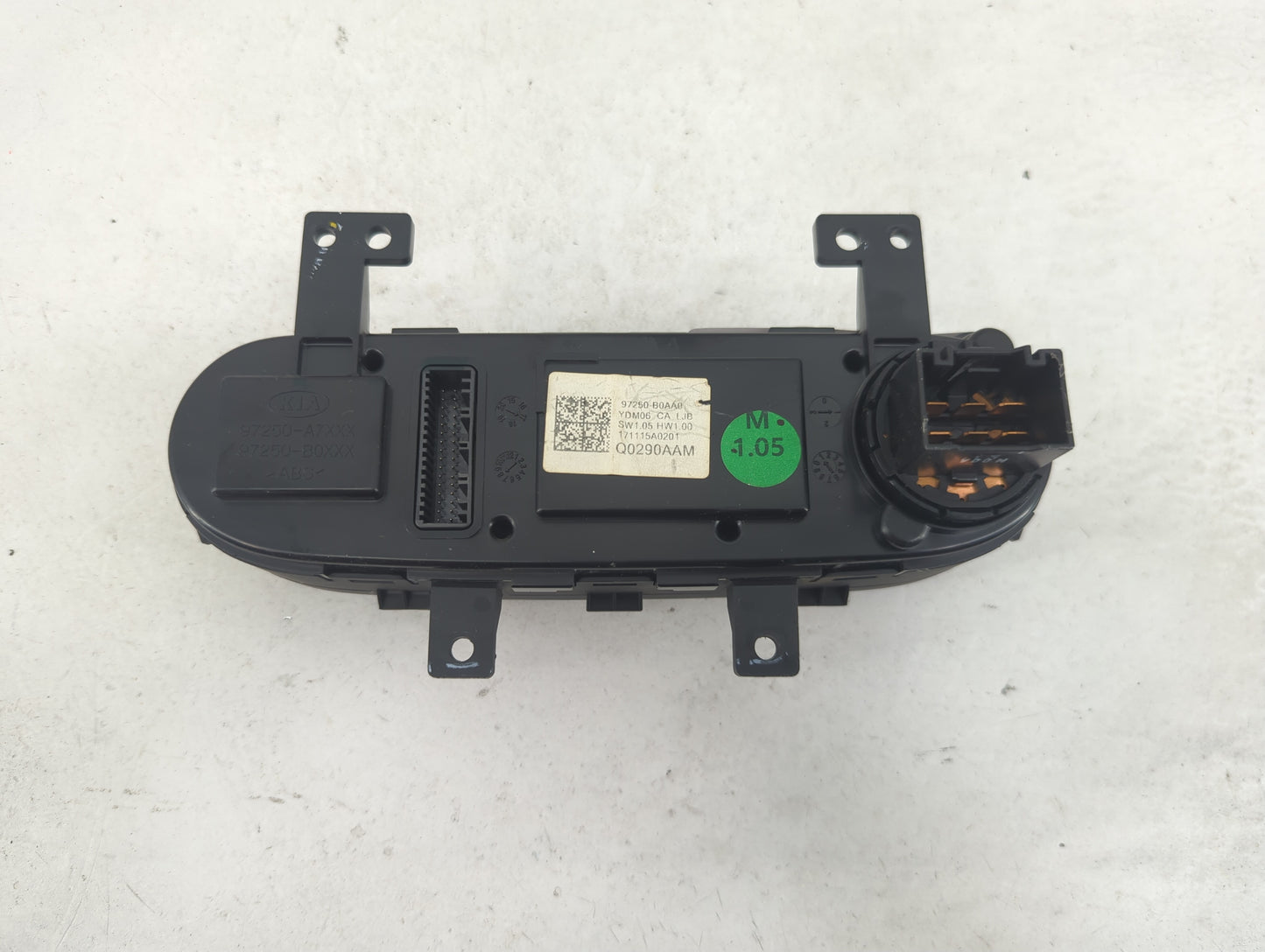 2017-2018 Kia Forte Climate Control Module Temperature AC/Heater Replacement P/N:97250-B0AA0 Q0290AAM Fits Fits 2017 2018 OE