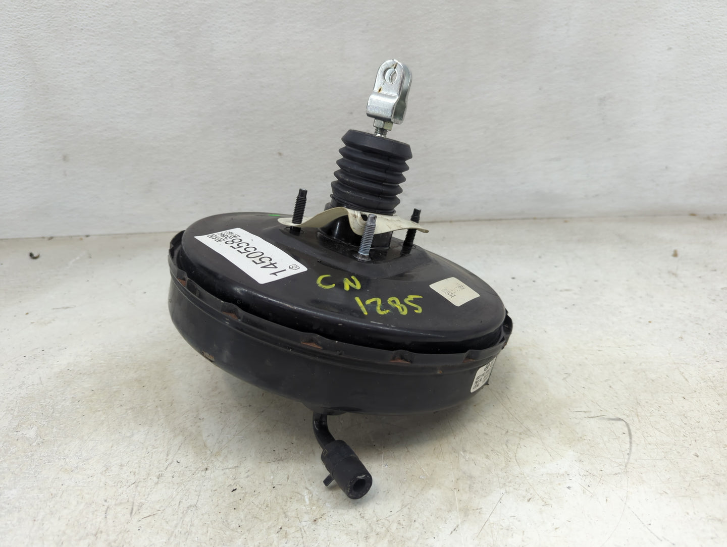 2014-2018 Kia Forte Power Brake Booster Oem 1450558 - Oemusedautoparts1.com