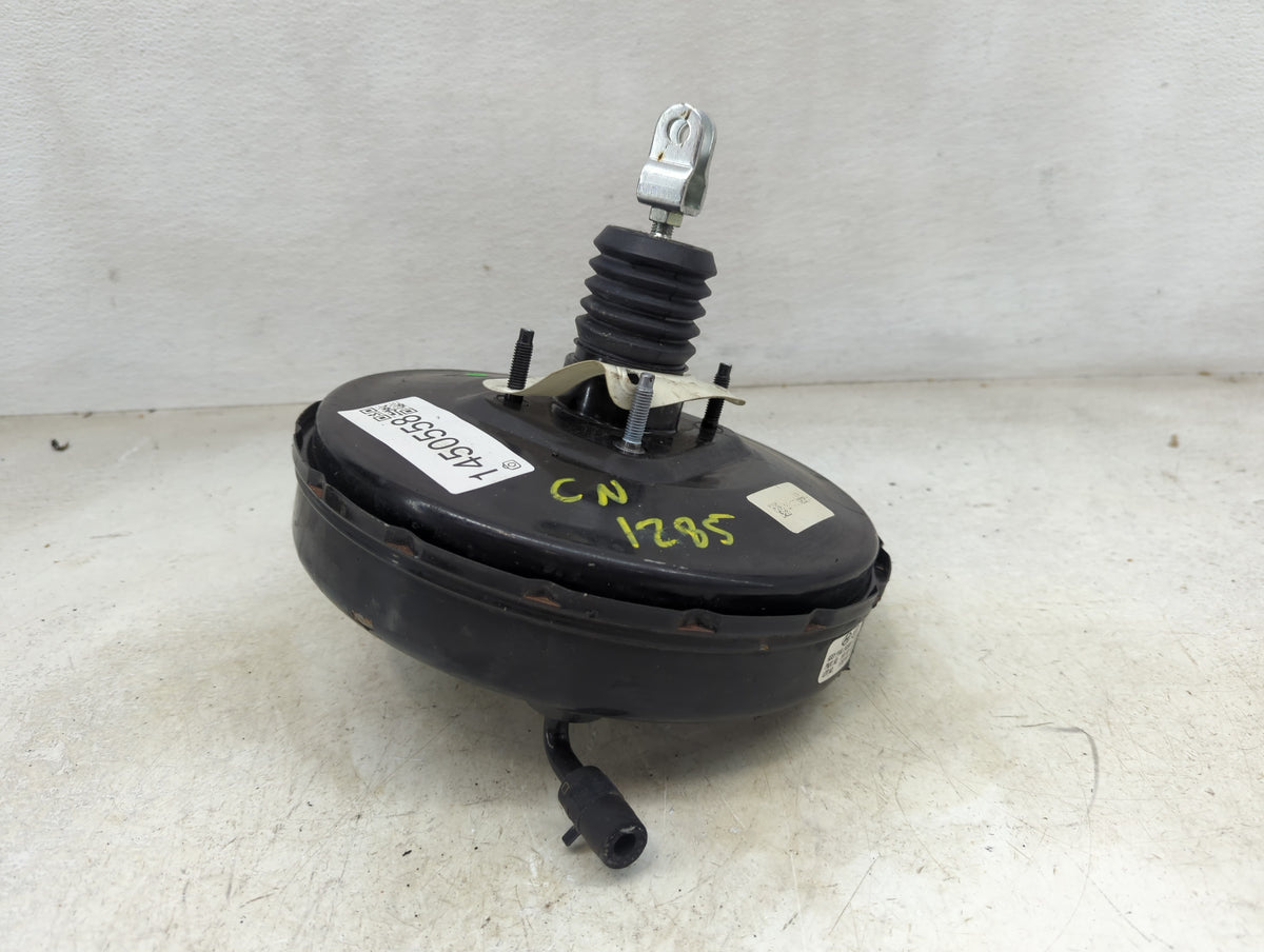 2014-2018 Kia Forte Power Brake Booster Oem 1450558 - Oemusedautoparts1.com
