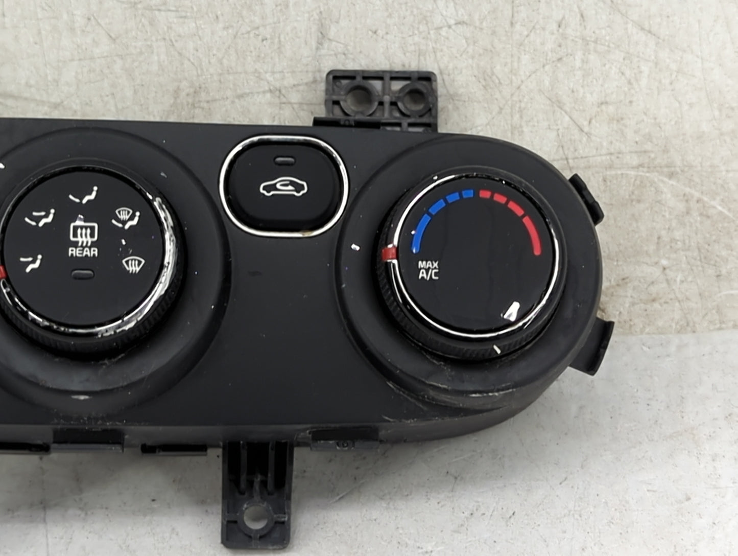 2017-2018 Kia Forte Climate Control Module Temperature AC/Heater Replacement P/N:97250-A7XXX 97250-B0XXX Fits Fits 2017 2018