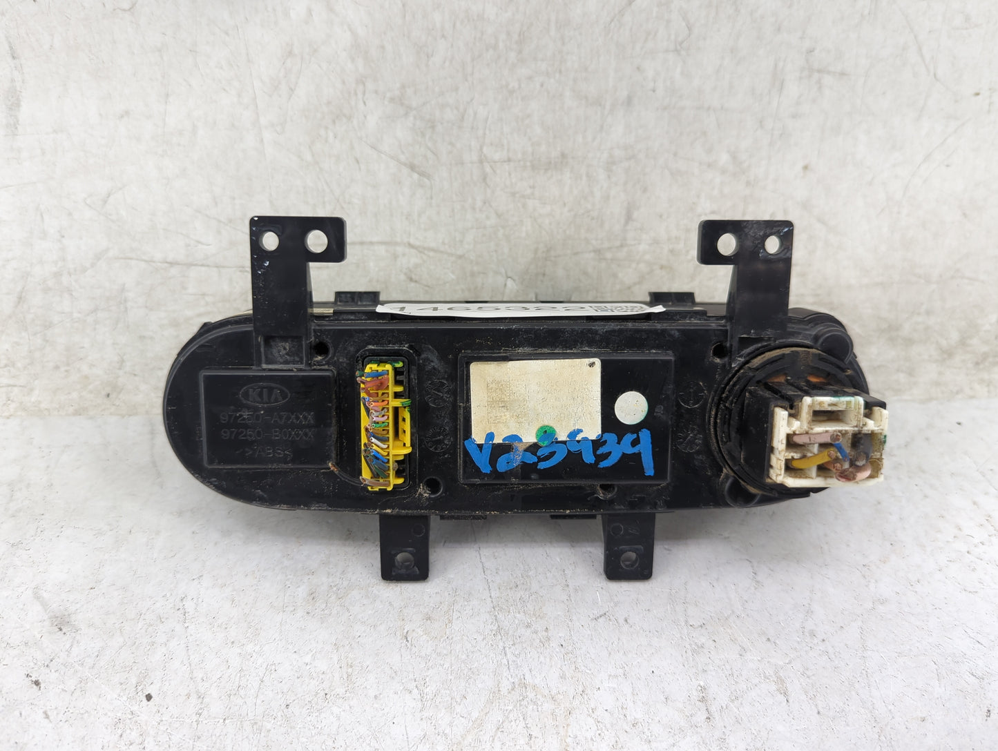 2017-2018 Kia Forte Climate Control Module Temperature AC/Heater Replacement P/N:97250-A7XXX 97250-B0XXX Fits Fits 2017 2018