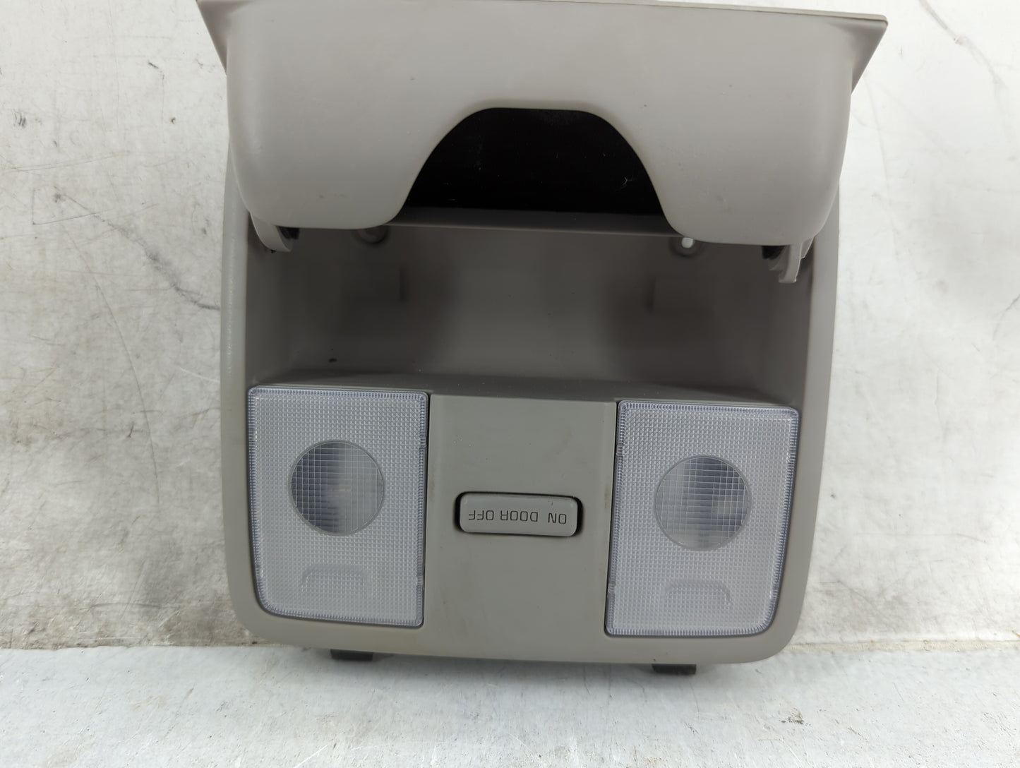 2018 Kia Forte Overhead Roof Console Gray - Oemusedautoparts1.com