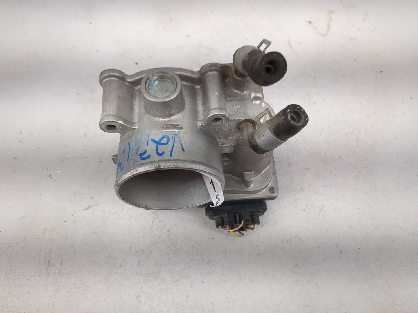 2014-2018 Kia Forte Throttle Body P/N:35100-2E000 Fits Fits 2011 2012 2013 2014 2015 2016 2017 2018 2019 2020 2021 OEM Used 
