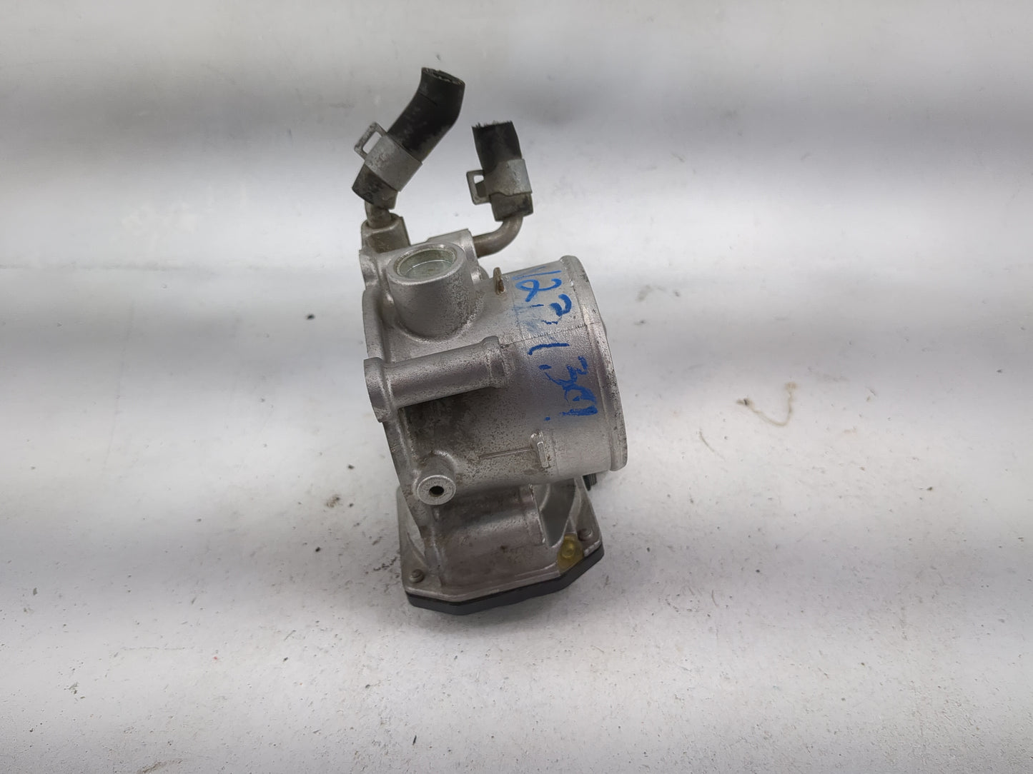 2014-2018 Kia Forte Throttle Body P/N:35100-2E000 Fits Fits 2011 2012 2013 2014 2015 2016 2017 2018 2019 2020 2021 OEM Used 