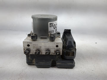 2017-2018 Kia Forte ABS Pump Control Module Replacement P/N:58920-B0200 58900-B0200, 61589-45200, EM217B240704 Fits Fits 201
