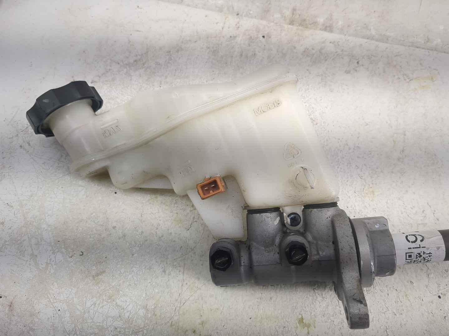 2014-2018 Kia Forte Brake Master Cylinder 1497982 - Oemusedautoparts1.com