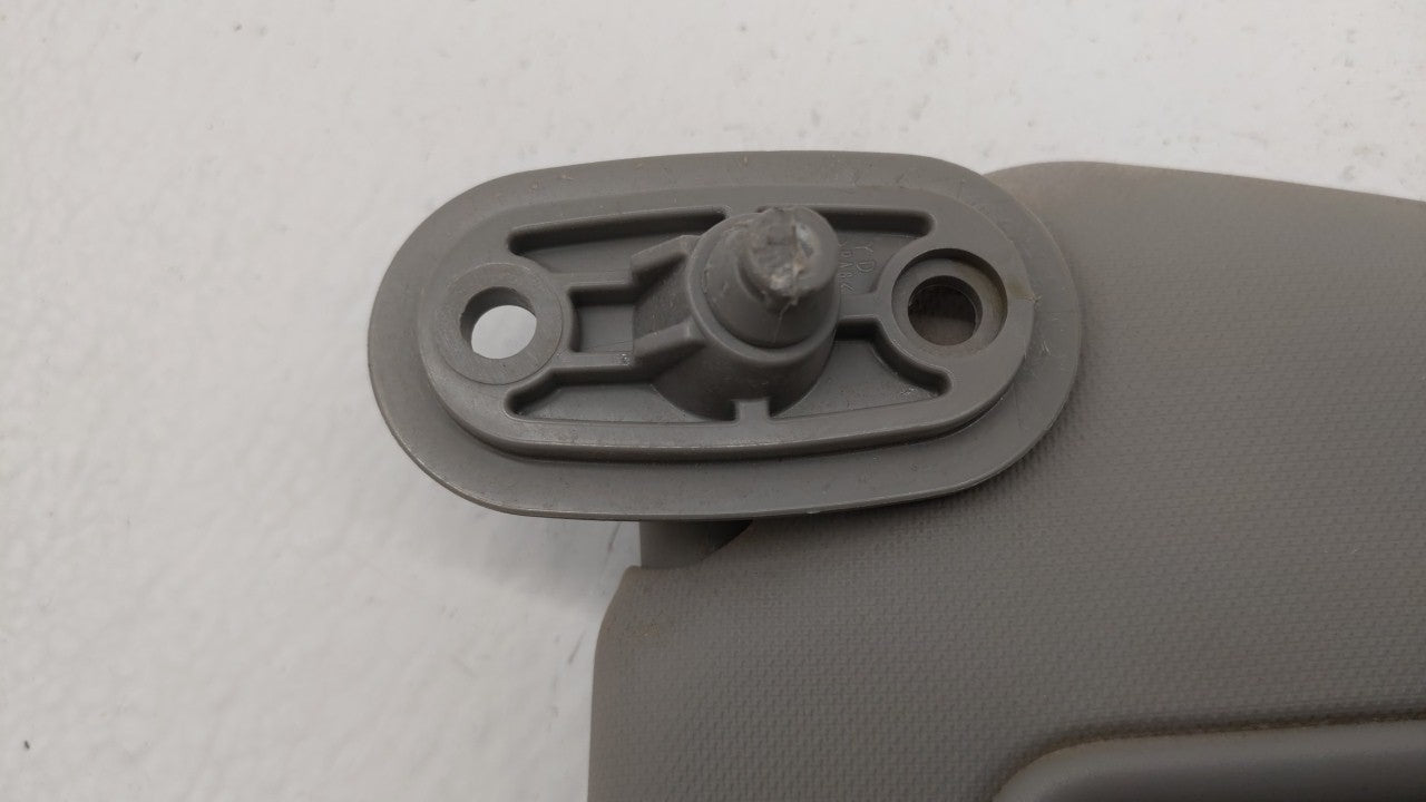 2017-2018 Kia Forte Sun Visor Shade Replacement Passenger Right Mirror Fits Fits 2017 2018 OEM Used Auto Parts - Oemusedauto