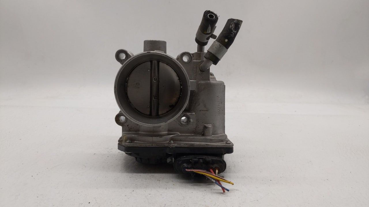 2014-2018 Kia Forte Throttle Body P/N:35100-2E000 Fits Fits 2011 2012 2013 2014 2015 2016 2017 2018 2019 OEM Used Auto Parts
