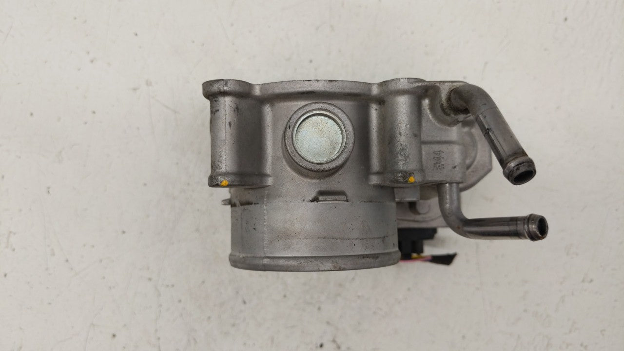 2014-2018 Kia Forte Throttle Body P/N:35100-2E000 Fits Fits 2011 2012 2013 2014 2015 2016 2017 2018 2019 OEM Used Auto Parts