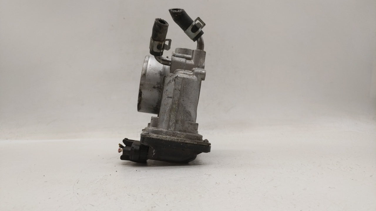 2014-2018 Kia Forte Throttle Body P/N:35100-2E000 Fits Fits 2011 2012 2013 2014 2015 2016 2017 2018 2019 OEM Used Auto Parts