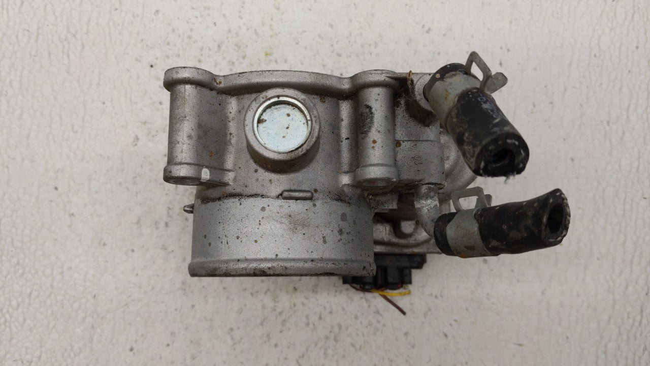 2014-2018 Kia Forte Throttle Body P/N:35100-2E000 Fits Fits 2011 2012 2013 2014 2015 2016 2017 2018 2019 OEM Used Auto Parts