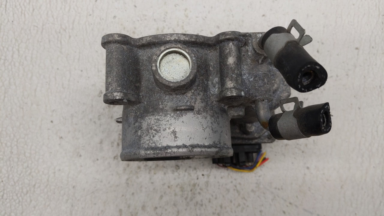 2014-2018 Kia Forte Throttle Body P/N:35100-2E000 Fits Fits 2011 2012 2013 2014 2015 2016 2017 2018 2019 OEM Used Auto Parts