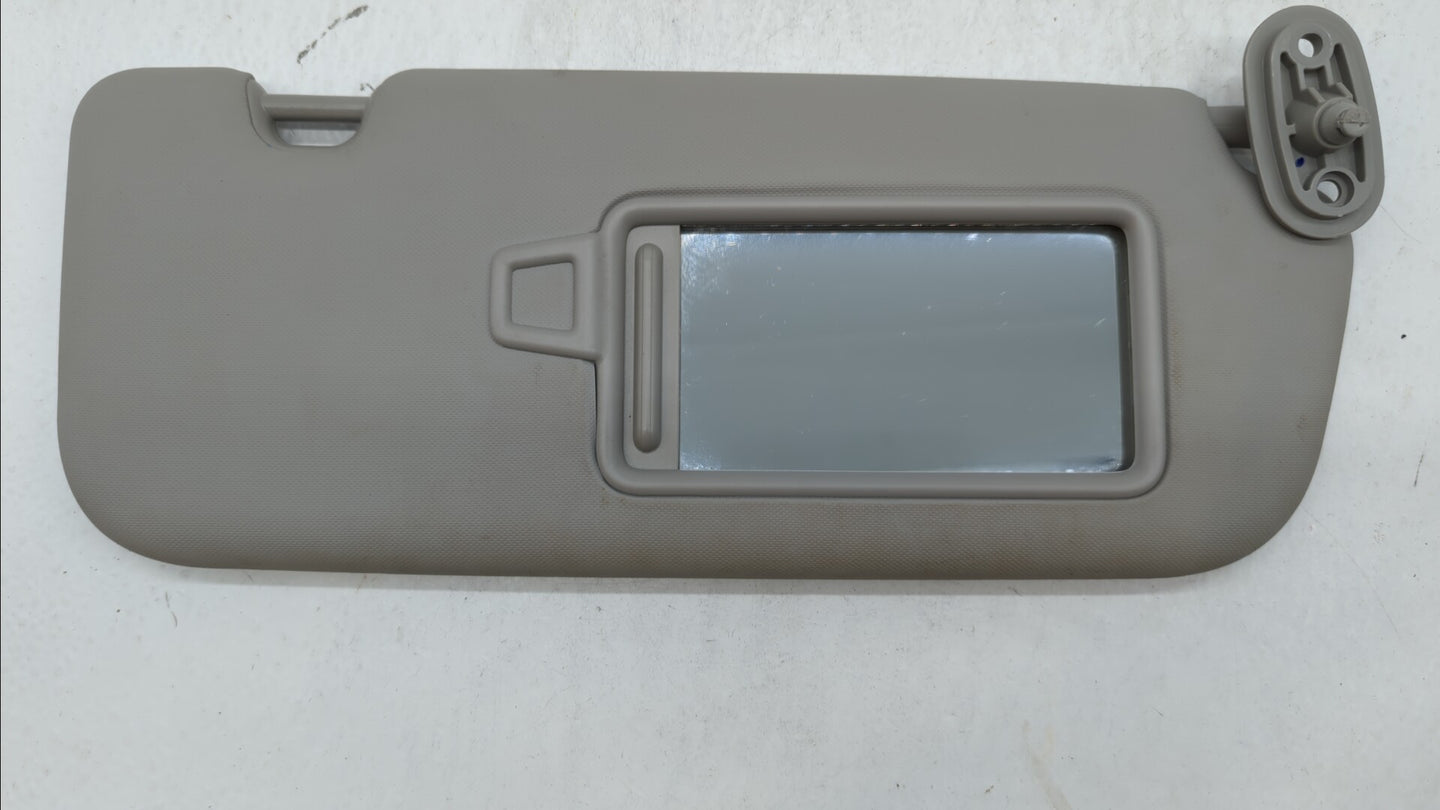 2017-2018 Kia Forte Sun Visor Shade Replacement Passenger Right Mirror Fits Fits 2017 2018 OEM Used Auto Parts - Oemusedauto
