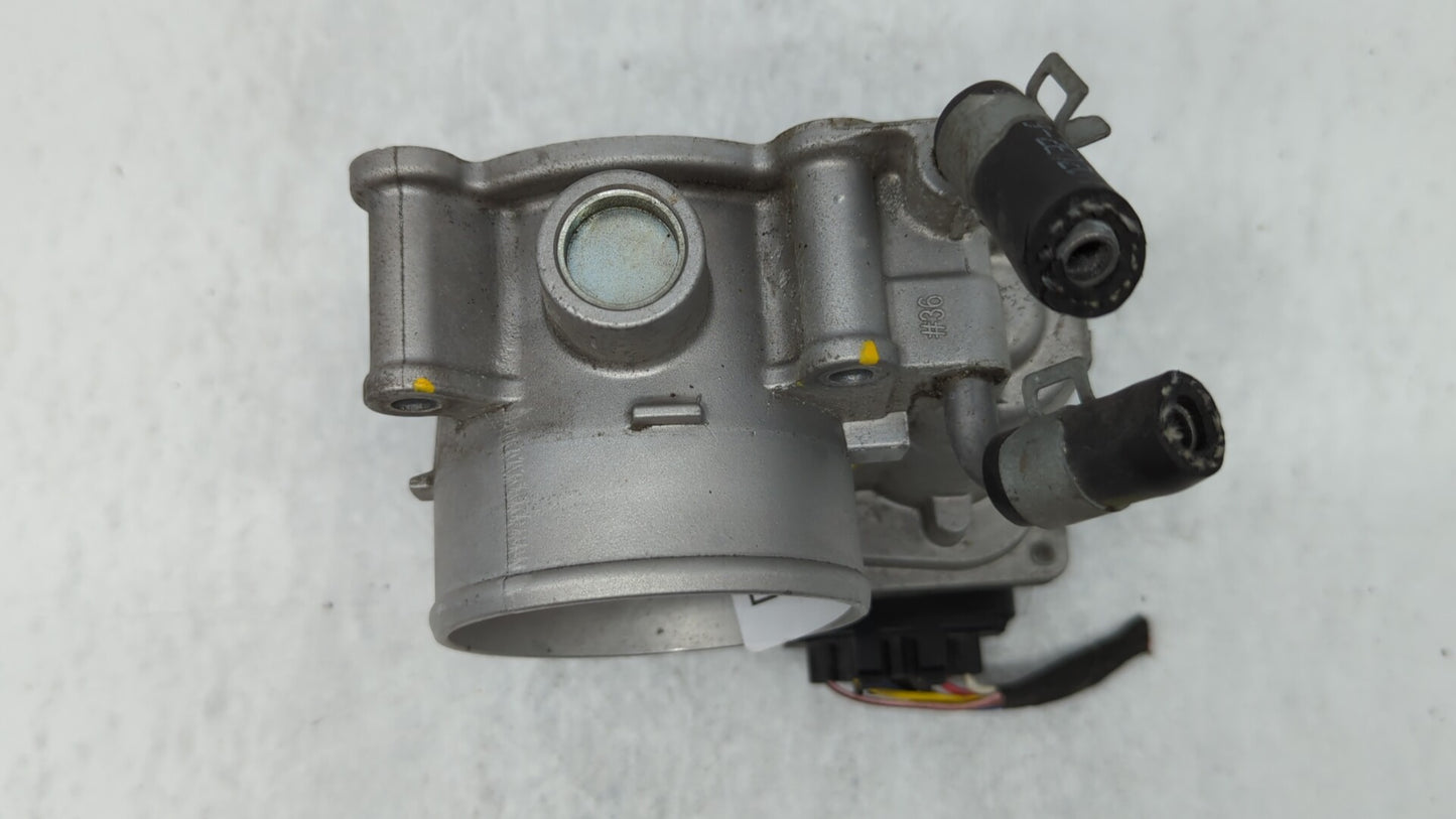 2014-2018 Kia Forte Throttle Body P/N:35100-2E710 35100-2E000 Fits Fits 2011 2012 2013 2014 2015 2016 2017 2018 2019 OEM Use