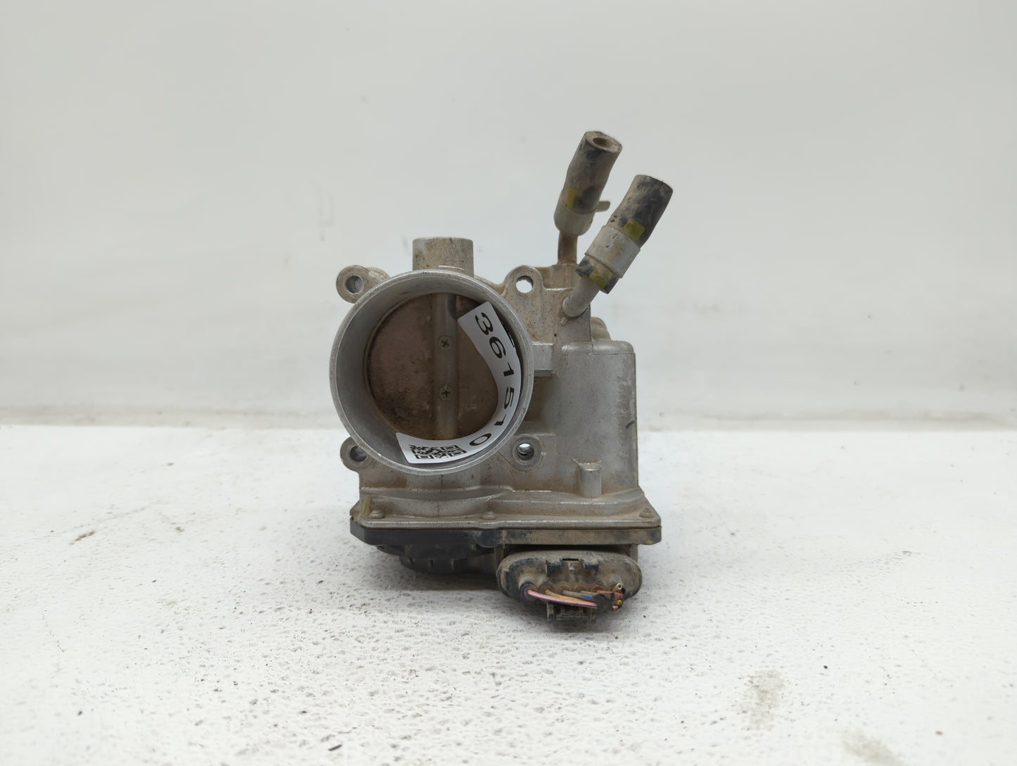 2014-2018 Kia Forte Throttle Body P/N:35100-2E000 1302150124, 35100-2E710 Fits Fits 2011 2012 2013 2014 2015 2016 2017 2018 