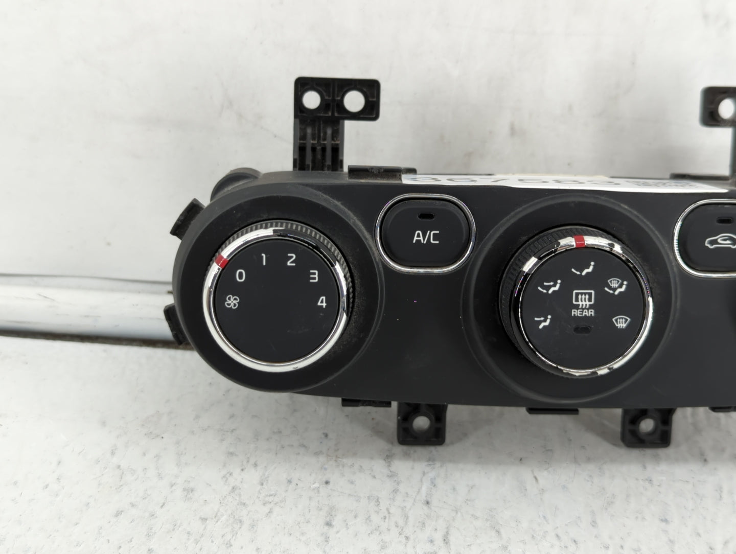 2017-2018 Kia Forte Climate Control Module Temperature AC/Heater Replacement P/N:97250-A7XXX 97250-B0AA0 Fits Fits 2017 2018