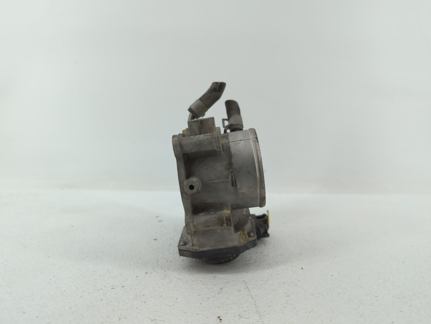 2014-2018 Kia Forte Throttle Body P/N:35100-2E000 1302150124, 35100-2E710 Fits Fits 2011 2012 2013 2014 2015 2016 2017 2018 
