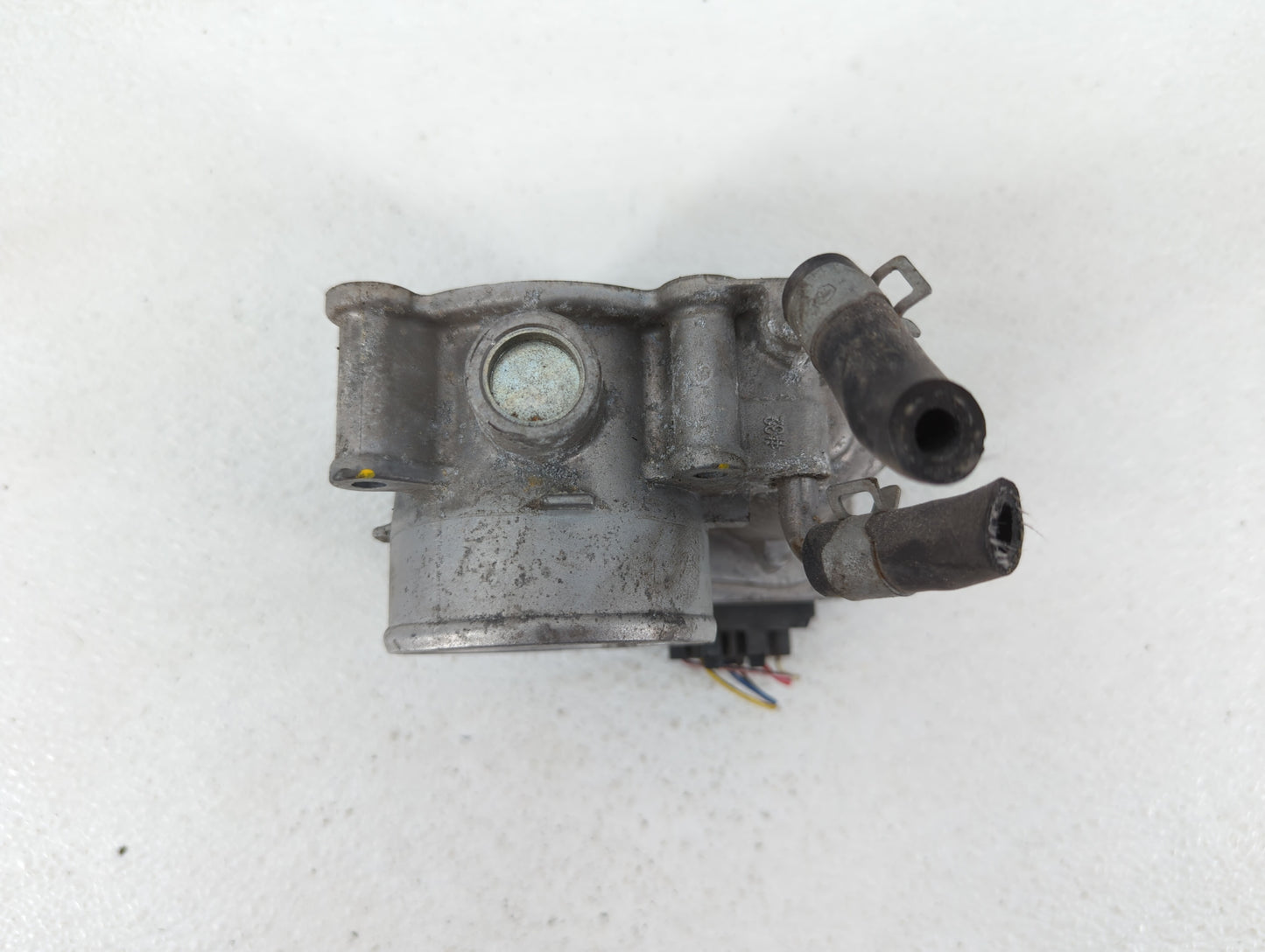 2014-2018 Kia Forte Throttle Body P/N:35100-2E000 1302150124, 35100-2E710 Fits Fits 2011 2012 2013 2014 2015 2016 2017 2018 