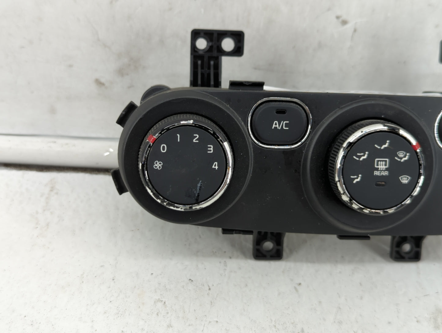 2017-2018 Kia Forte Climate Control Module Temperature AC/Heater Replacement P/N:97250-A7XXX 97250-B0AA0 Fits Fits 2017 2018