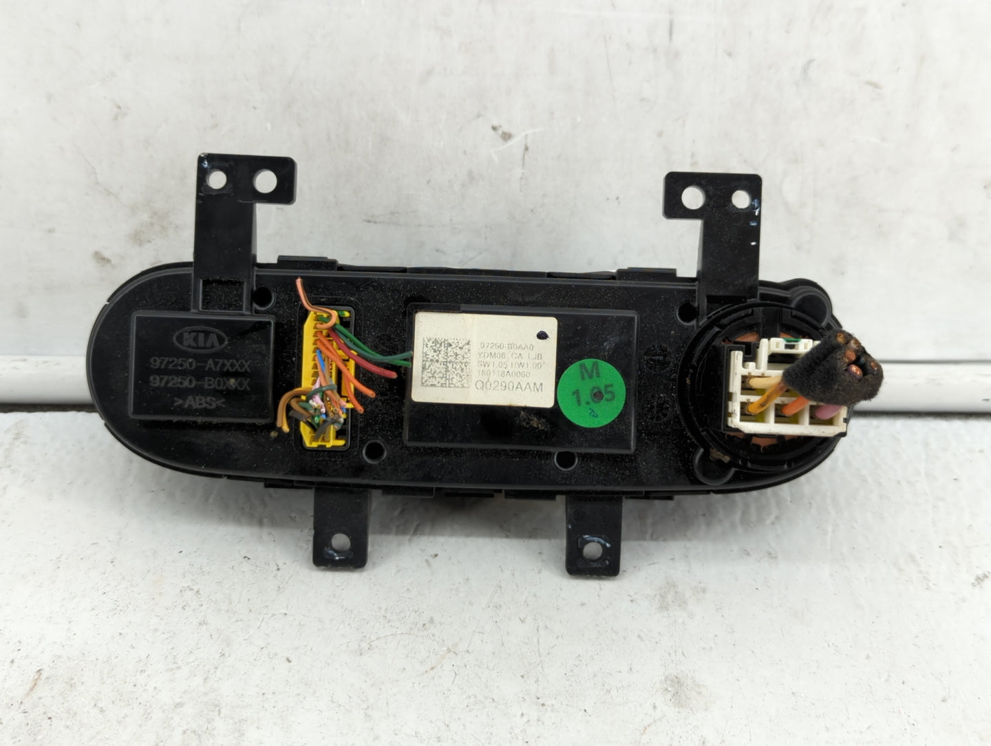 2017-2018 Kia Forte Climate Control Module Temperature AC/Heater Replacement P/N:97250-A7XXX 97250-B0AA0 Fits Fits 2017 2018