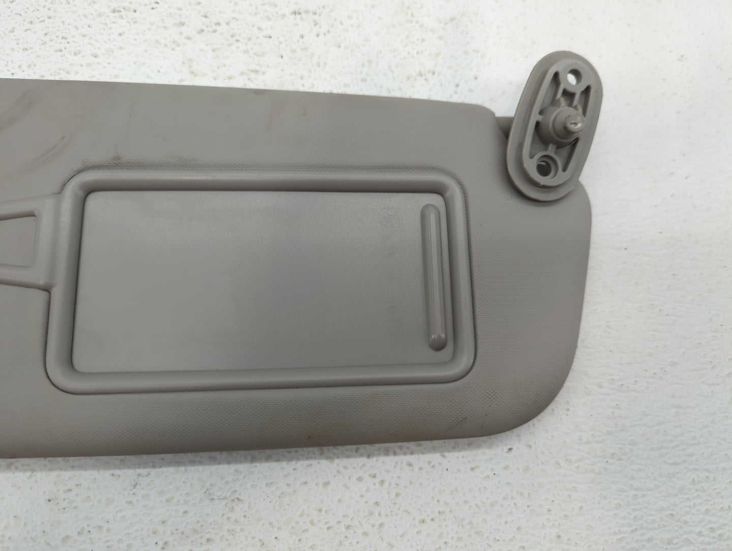 2017-2018 Kia Forte Sun Visor Shade Replacement Passenger Right Mirror Fits Fits 2017 2018 OEM Used Auto Parts - Oemusedauto