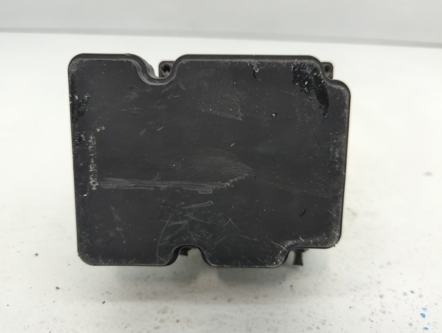 2017-2018 Kia Forte ABS Pump Control Module Replacement P/N:58900-B0200 58920-B0200 Fits Fits 2017 2018 OEM Used Auto Parts 