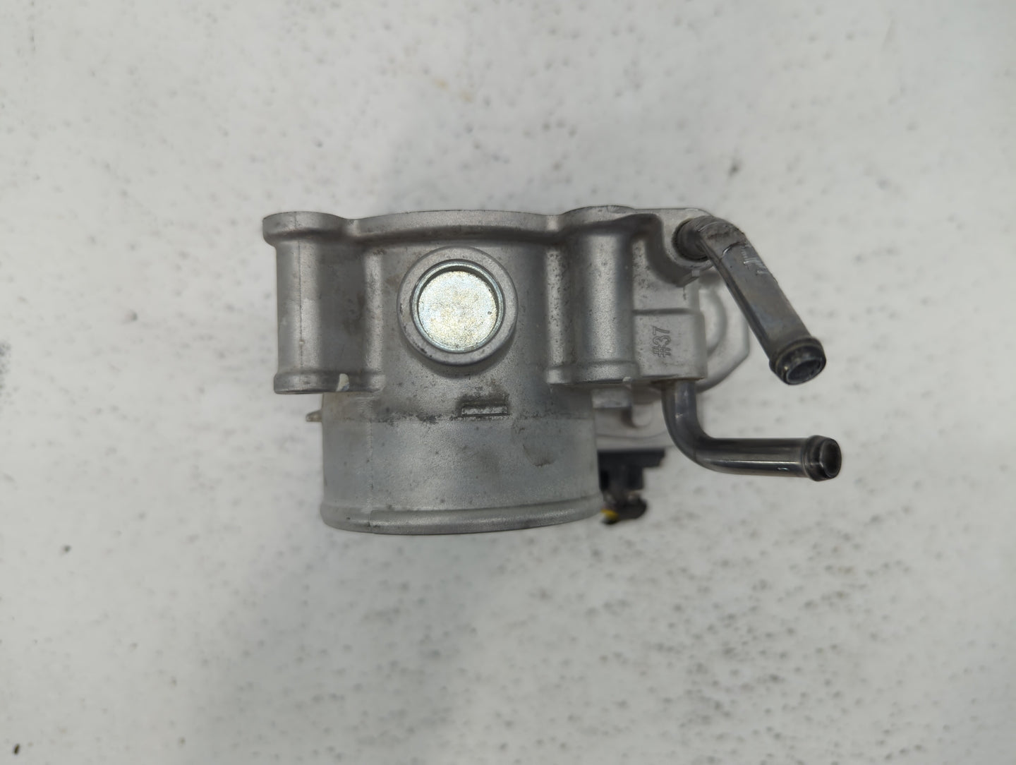 2014-2018 Kia Forte Throttle Body P/N:35100-2E000 35100-2E710 Fits Fits 2011 2012 2013 2014 2015 2016 2017 2018 2019 2020 20