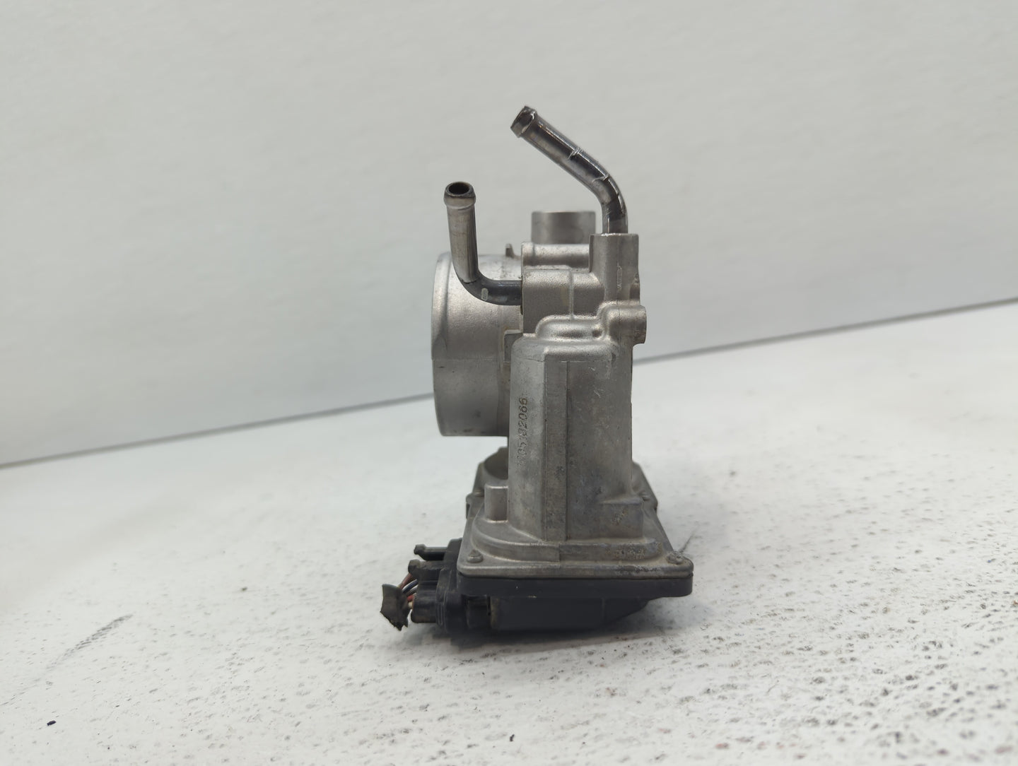 2014-2018 Kia Forte Throttle Body P/N:35100-2E000 35100-2E710 Fits Fits 2011 2012 2013 2014 2015 2016 2017 2018 2019 2020 20