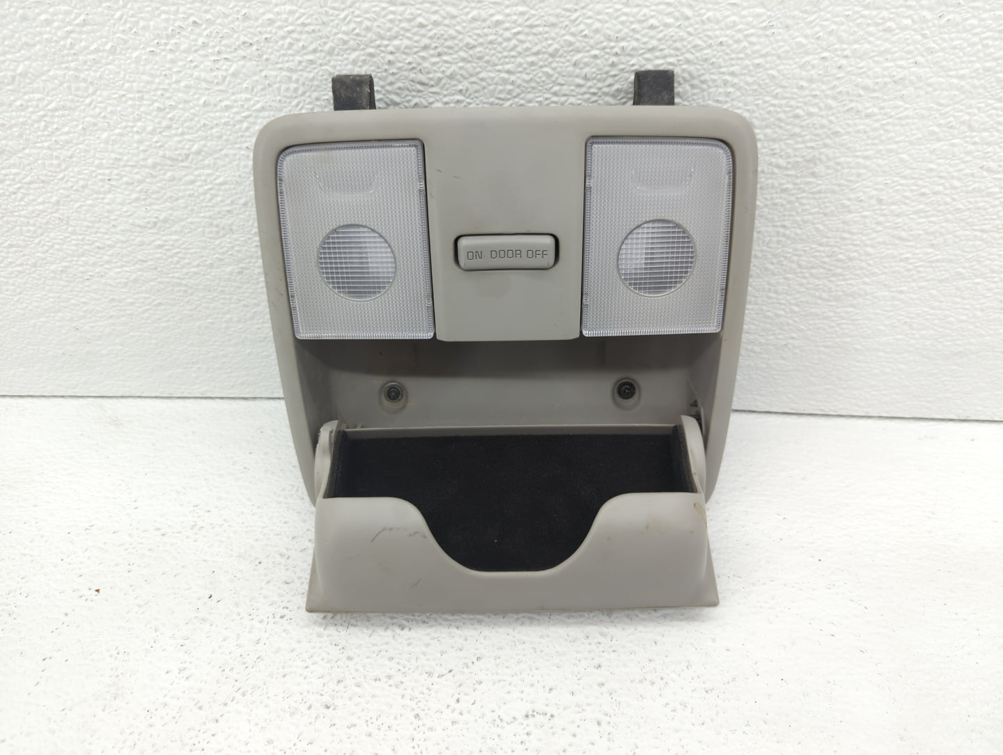 2018 Kia Forte Overhead Roof Console Grey - Oemusedautoparts1.com