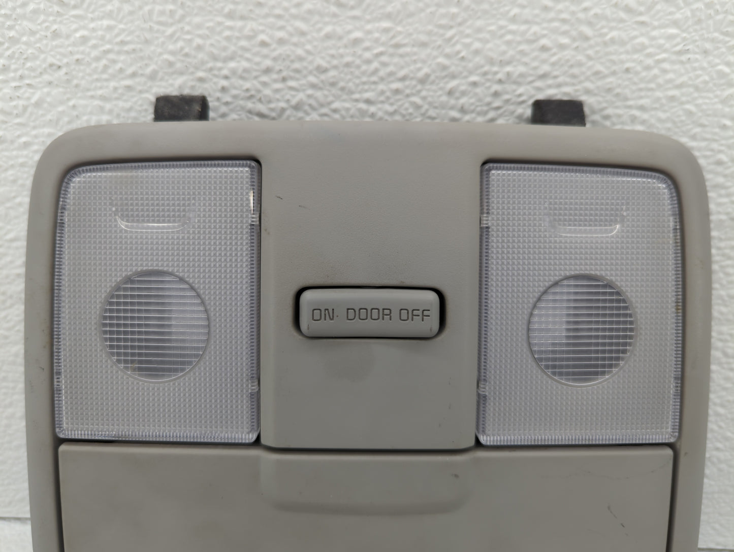 2018 Kia Forte Overhead Roof Console Grey - Oemusedautoparts1.com