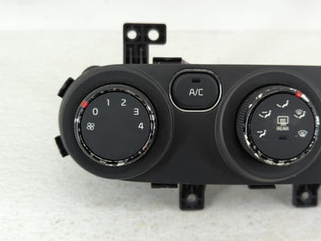 2017-2018 Kia Forte Climate Control Module Temperature AC/Heater Replacement P/N:97250-A7XXX 97250-B0AA0 Fits Fits 2017 2018 OEM Used Auto Parts