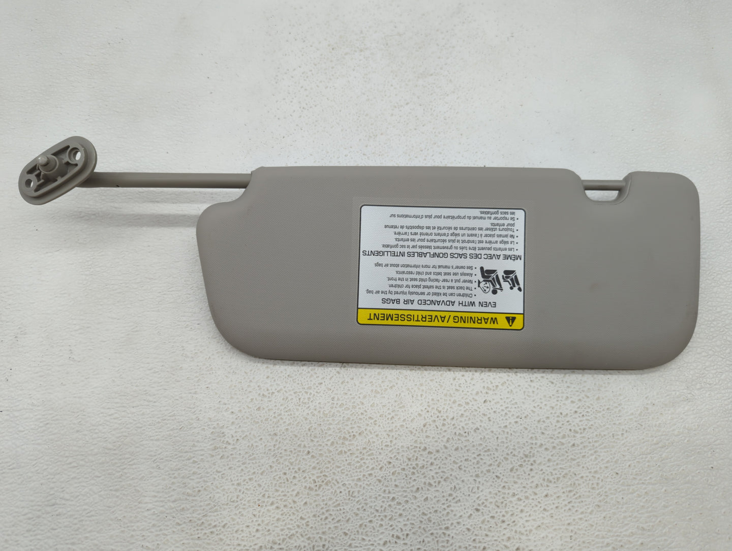 2017-2018 Kia Forte Sun Visor Shade Replacement Passenger Right Mirror Fits Fits 2017 2018 OEM Used Auto Parts - Oemusedauto