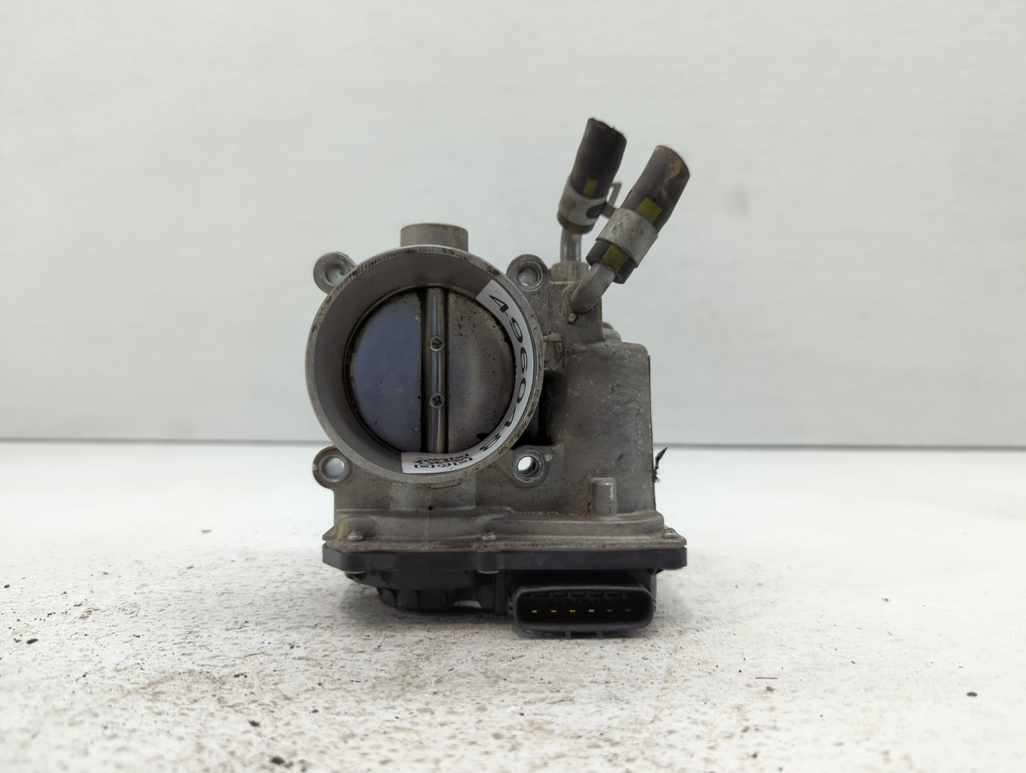 2014-2018 Kia Forte Throttle Body P/N:35100-2E000 Fits Fits 2011 2012 2013 2014 2015 2016 2017 2018 2019 2020 2021 OEM Used 