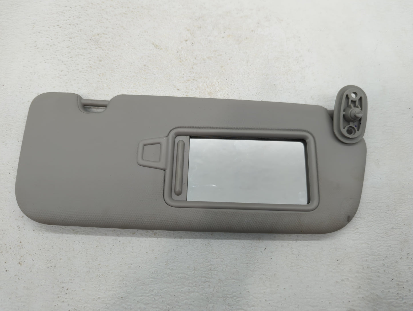 2017-2018 Kia Forte Sun Visor Shade Replacement Passenger Right Mirror Fits Fits 2017 2018 OEM Used Auto Parts - Oemusedauto