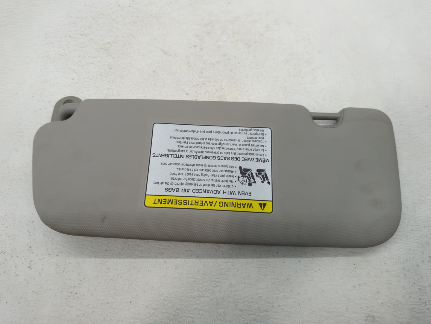 2017-2018 Kia Forte Sun Visor Shade Replacement Passenger Right Mirror Fits Fits 2017 2018 OEM Used Auto Parts - Oemusedauto