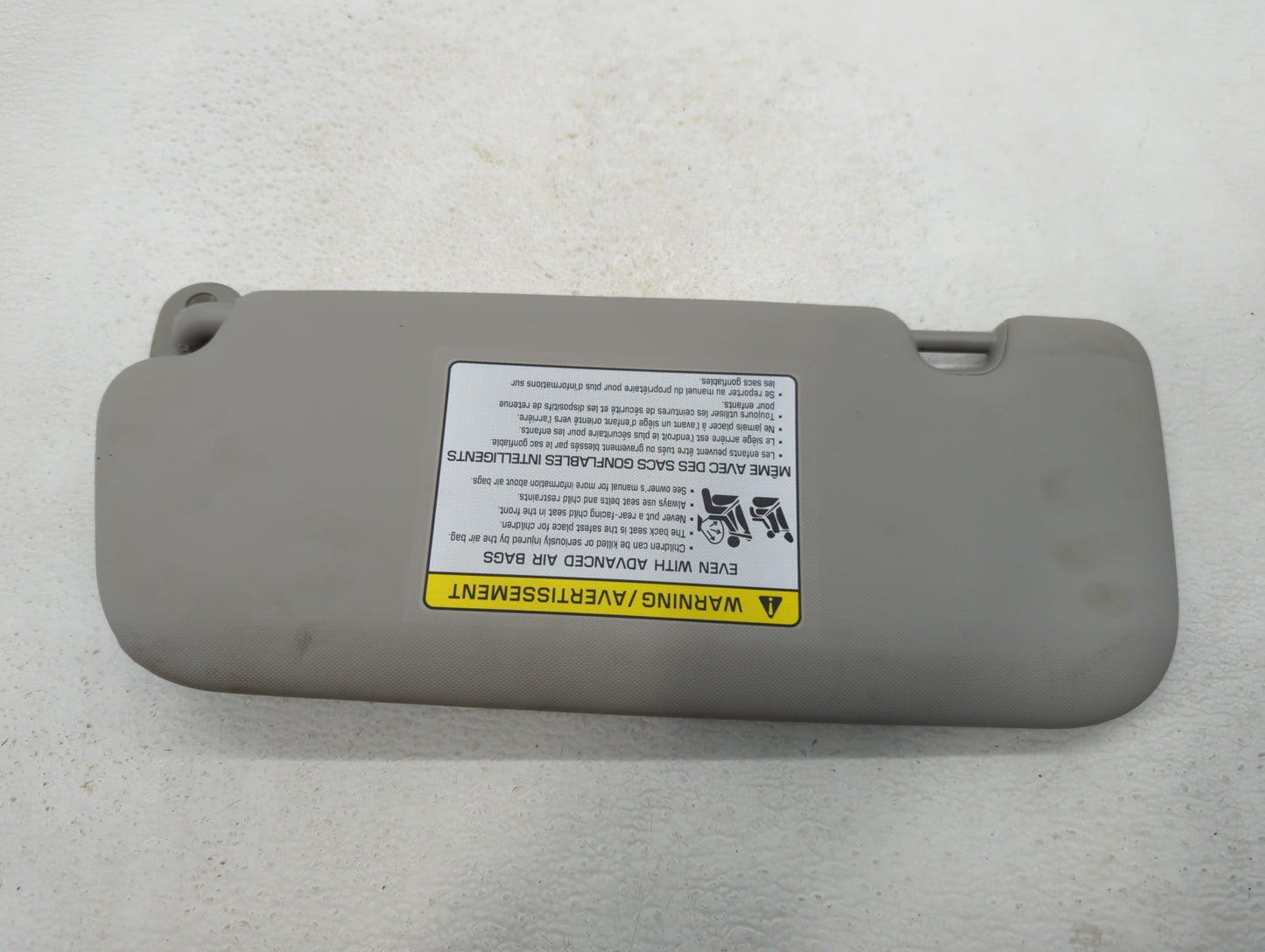 2017-2018 Kia Forte Sun Visor Shade Replacement Passenger Right Mirror Fits Fits 2017 2018 OEM Used Auto Parts - Oemusedauto