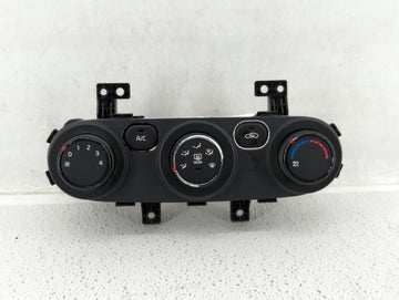 2017-2018 Kia Forte Climate Control Module Temperature AC/Heater Replacement P/N:97250-B0AB0 97250-A7XXX Fits Fits 2017 2018