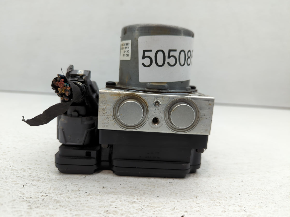 2017-2018 Kia Forte Anti-Lock Brake ABS Pump Module Actuator OEM P/N:58920-B0200 Fits Fits 2017 2018 OEM Used Auto Parts - O