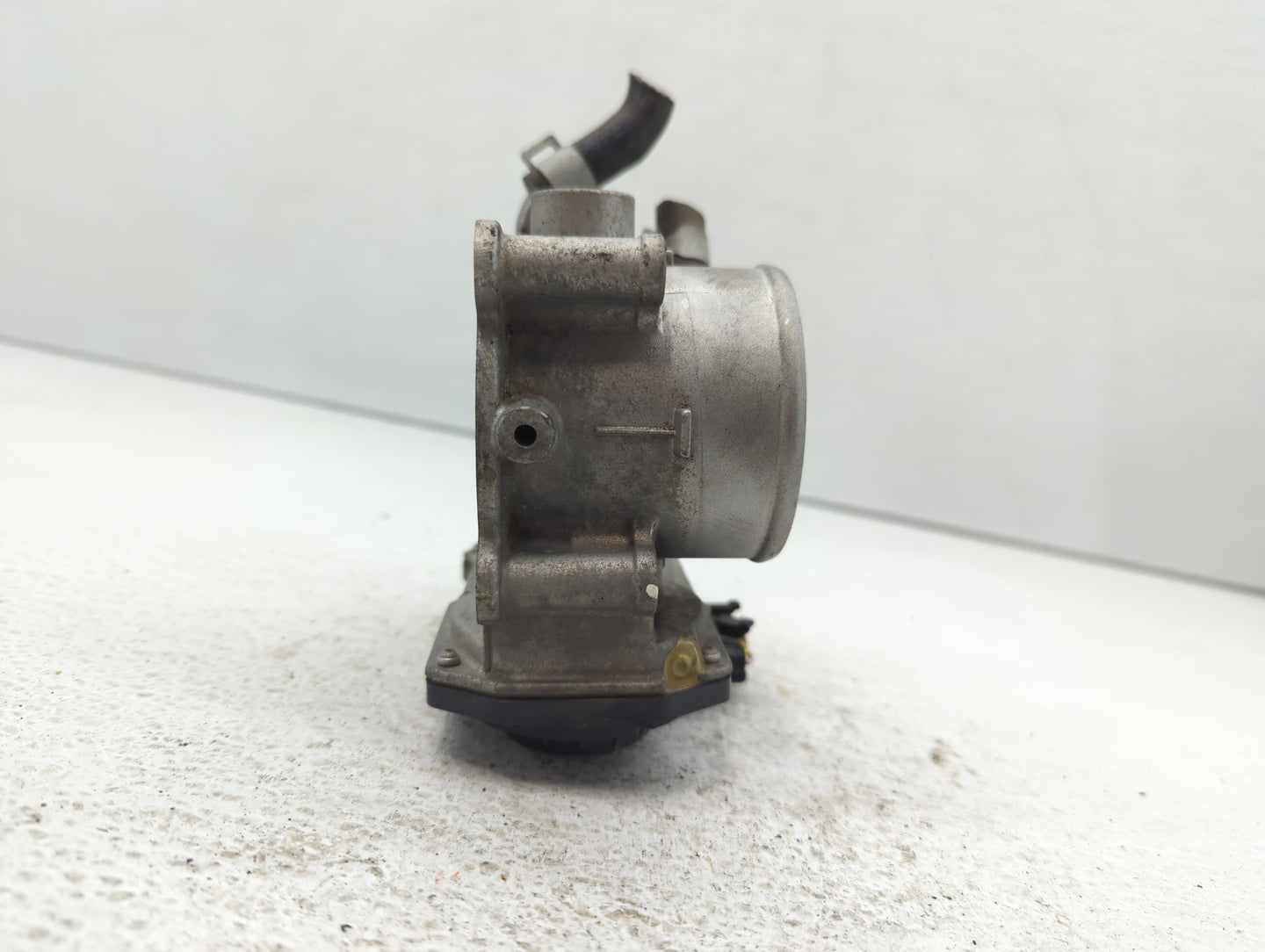 2014-2018 Kia Forte Throttle Body P/N:35100-2E000 Fits Fits 2011 2012 2013 2014 2015 2016 2017 2018 2019 2020 2021 OEM Used 
