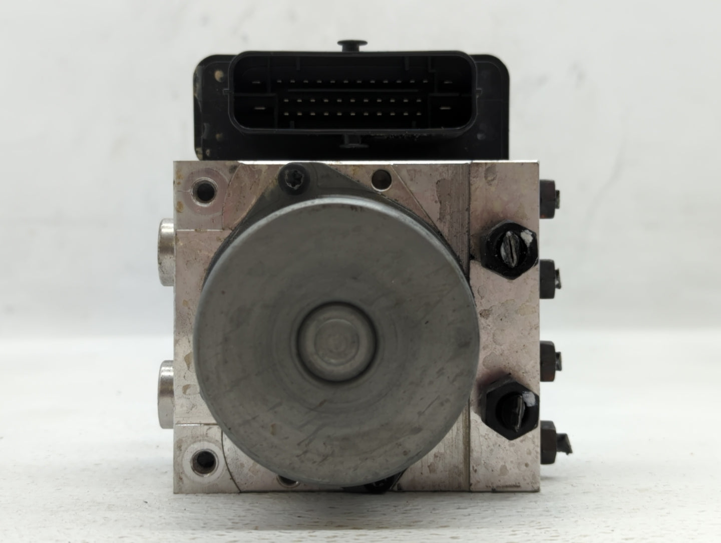 2017-2018 Kia Forte ABS Pump Control Module Replacement P/N:B0589-20500 Fits Fits 2017 2018 OEM Used Auto Parts - Oemusedaut