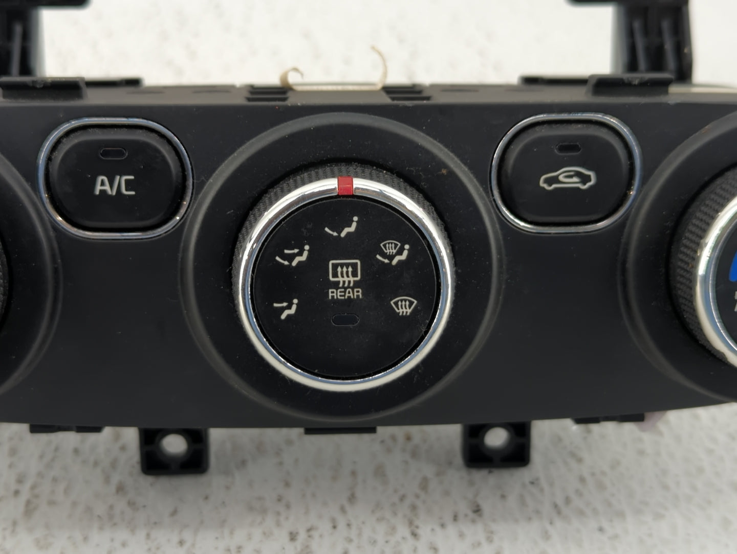 2017-2018 Kia Forte Climate Control Module Temperature AC/Heater Replacement P/N:97250-B0AA0 Fits Fits 2017 2018 OEM Used Au