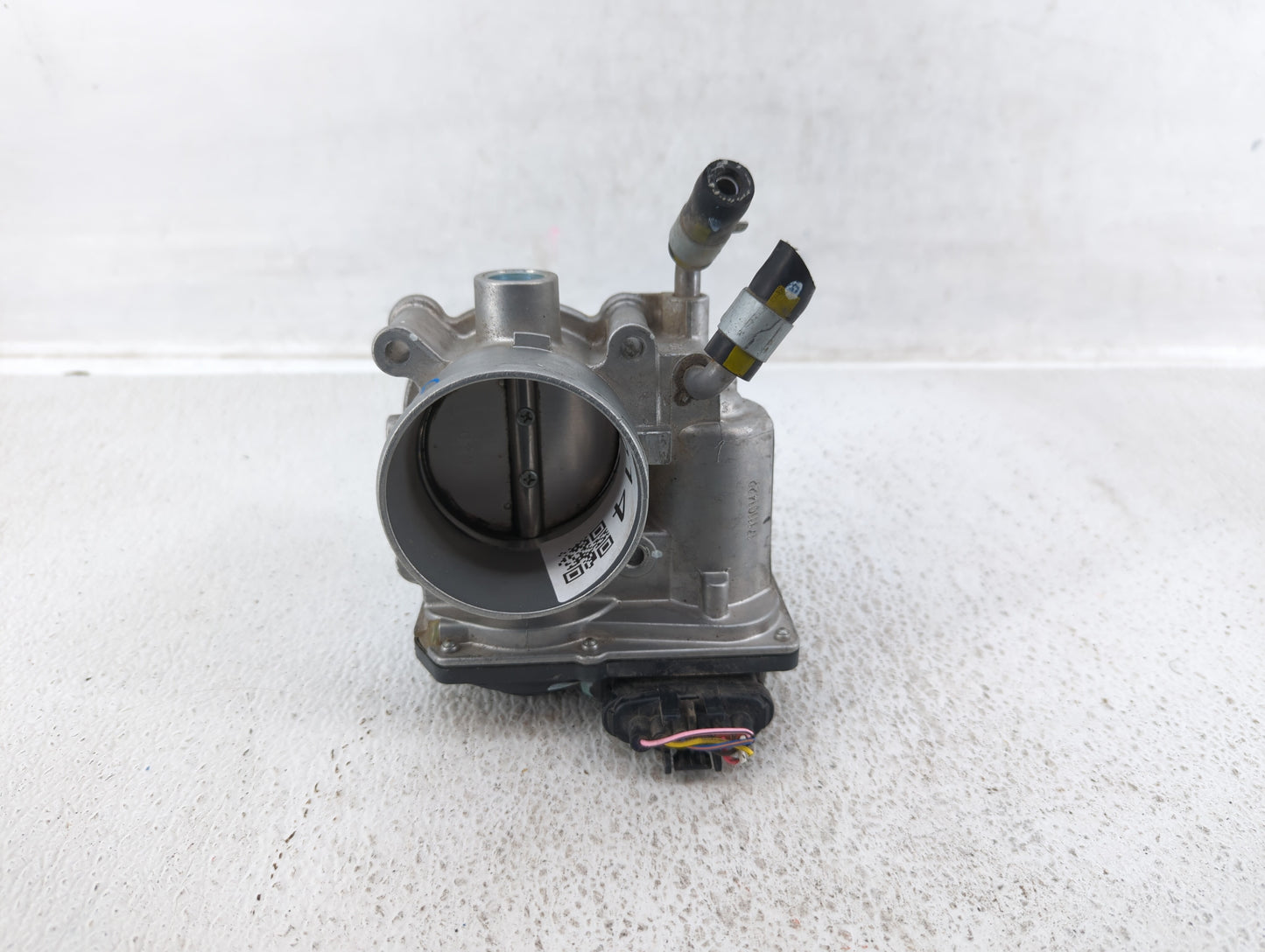 2014-2018 Kia Forte Throttle Body P/N:35100-2E000 Fits Fits 2011 2012 2013 2014 2015 2016 2017 2018 2019 2020 2021 OEM Used 