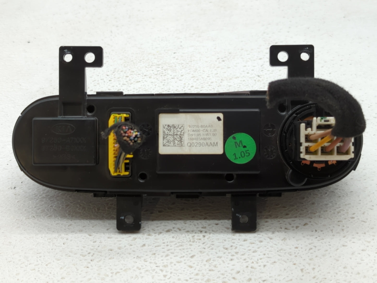 2017-2018 Kia Forte Climate Control Module Temperature AC/Heater Replacement P/N:97250-B0XXX 97250-A7XXX Fits Fits 2017 2018