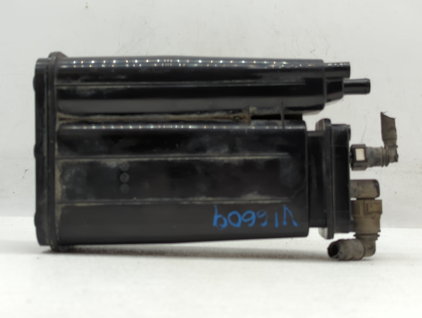 2018 Kia Forte Fuel Vapor Charcoal Canister - Oemusedautoparts1.com