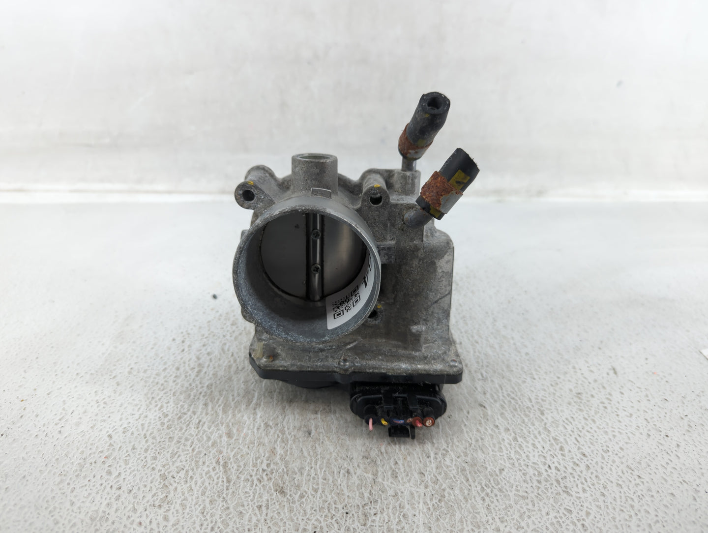 2014-2018 Kia Forte Throttle Body P/N:35100-2E000 Fits Fits 2011 2012 2013 2014 2015 2016 2017 2018 2019 2020 2021 OEM Used 