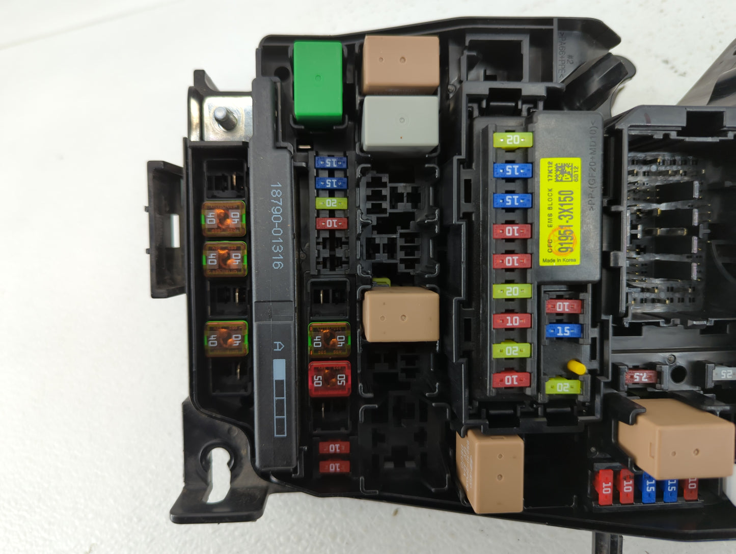 2017-2018 Kia Forte Fusebox Fuse Box Panel Relay Module P/N:91218-B0170 Fits Fits 2017 2018 OEM Used Auto Parts - Oemusedaut