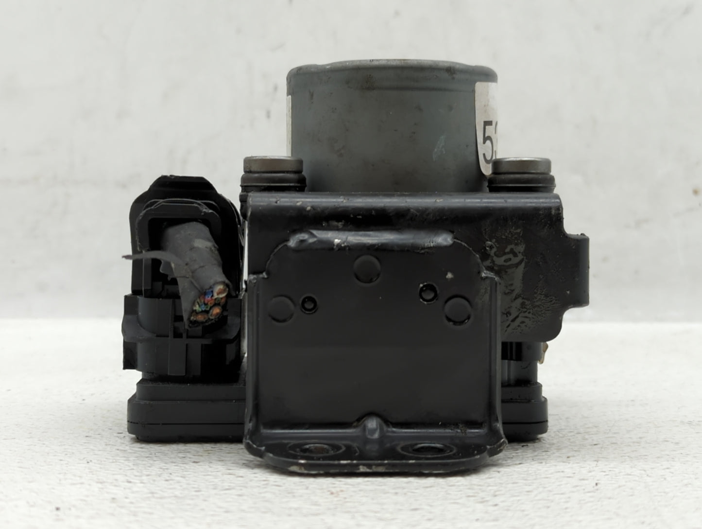 2017-2018 Kia Forte ABS Pump Control Module Replacement P/N:58900-B0200 B0589-20500 Fits Fits 2017 2018 OEM Used Auto Parts 
